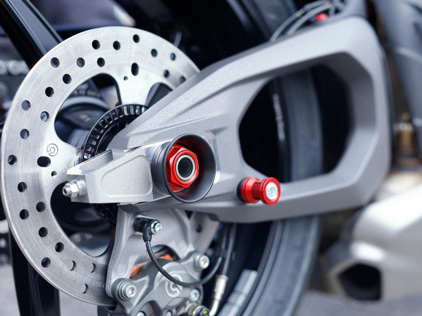 TP552 - CNC RACING Ducati Panigale V4 / Streetfighter V4 (2025+) Rear Wheel Sliders (racing) – Accessories in the Factory Racing Motorcycle Aftermarket Accessories and Parts Online Shop