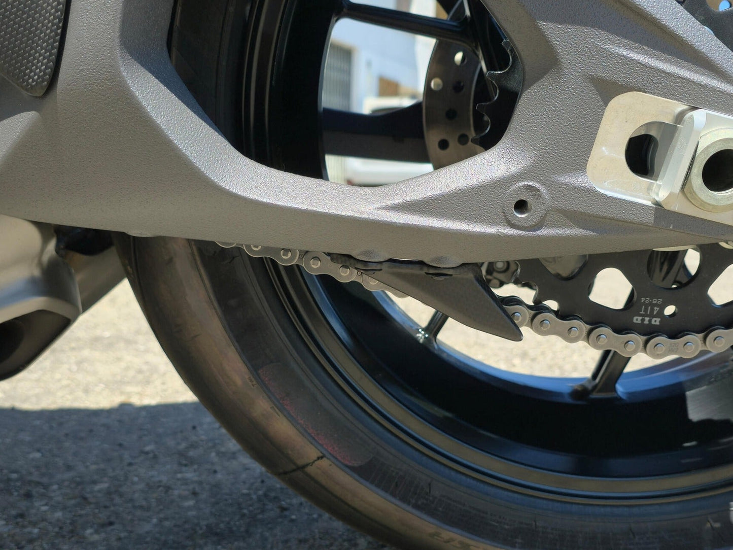 CNC RACING ZA418 Ducati Panigale V4 / Streetfighter V4 (2025+) Carbon Lower Chain Guard – Accessories in the Factory Racing Motorcycle Aftermarket Accessories and Parts Online Shop