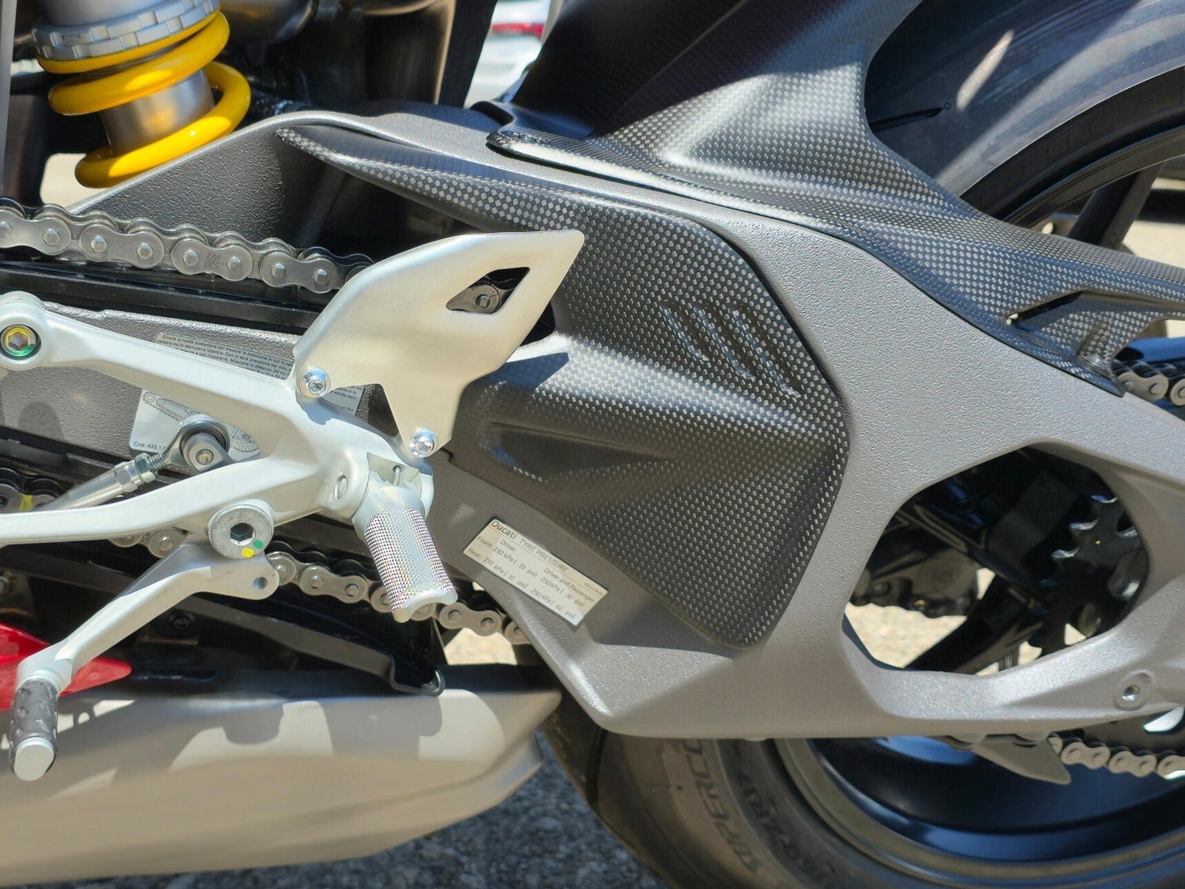 CNC RACING ZA419 Ducati Panigale V4 / Streetfighter V4 (2025+) Carbon Swingarm Cover – Accessories in the Factory Racing Motorcycle Aftermarket Accessories and Parts Online Shop