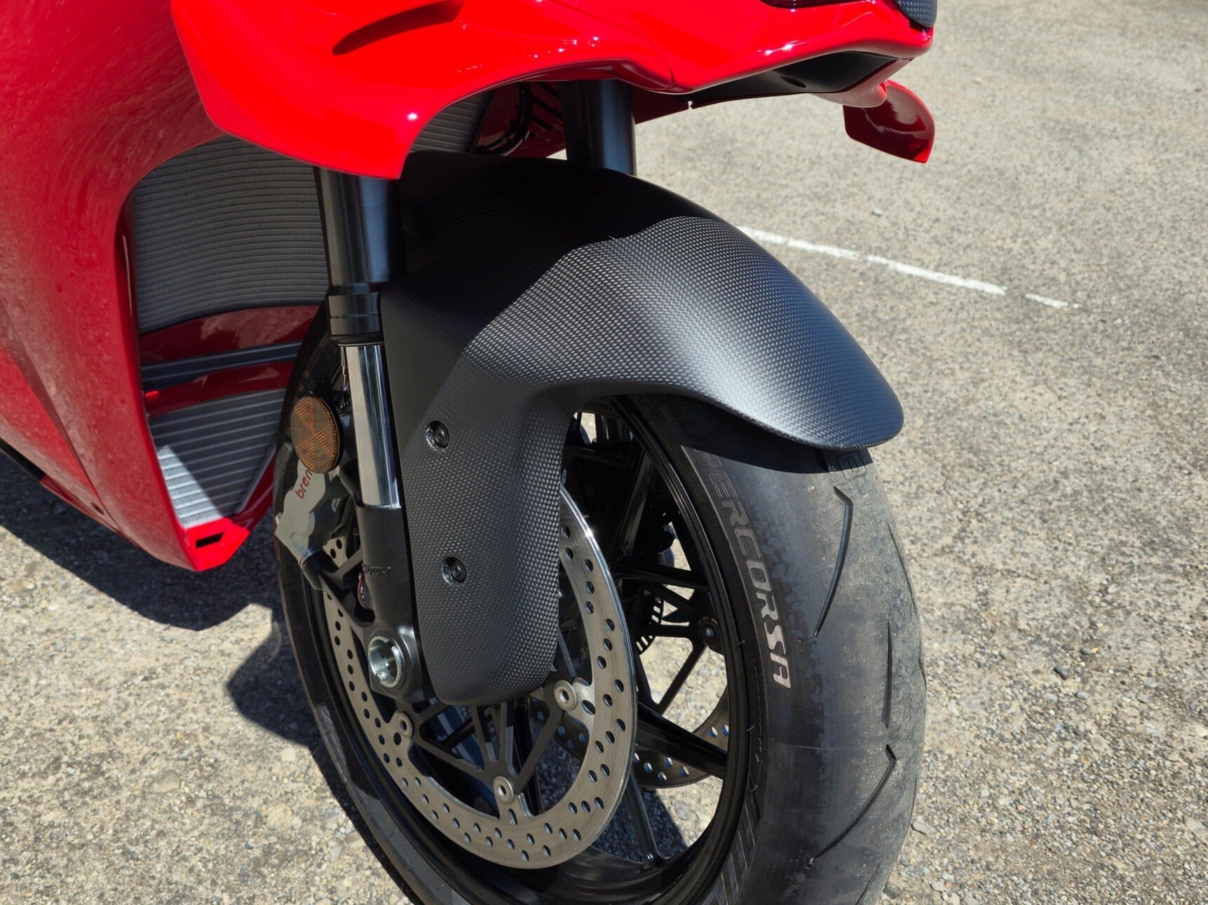 CNC RACING ZA421 Ducati Panigale V4 (2025+) Carbon Front Fender – Accessories in the Factory Racing Motorcycle Aftermarket Accessories and Parts Online Shop