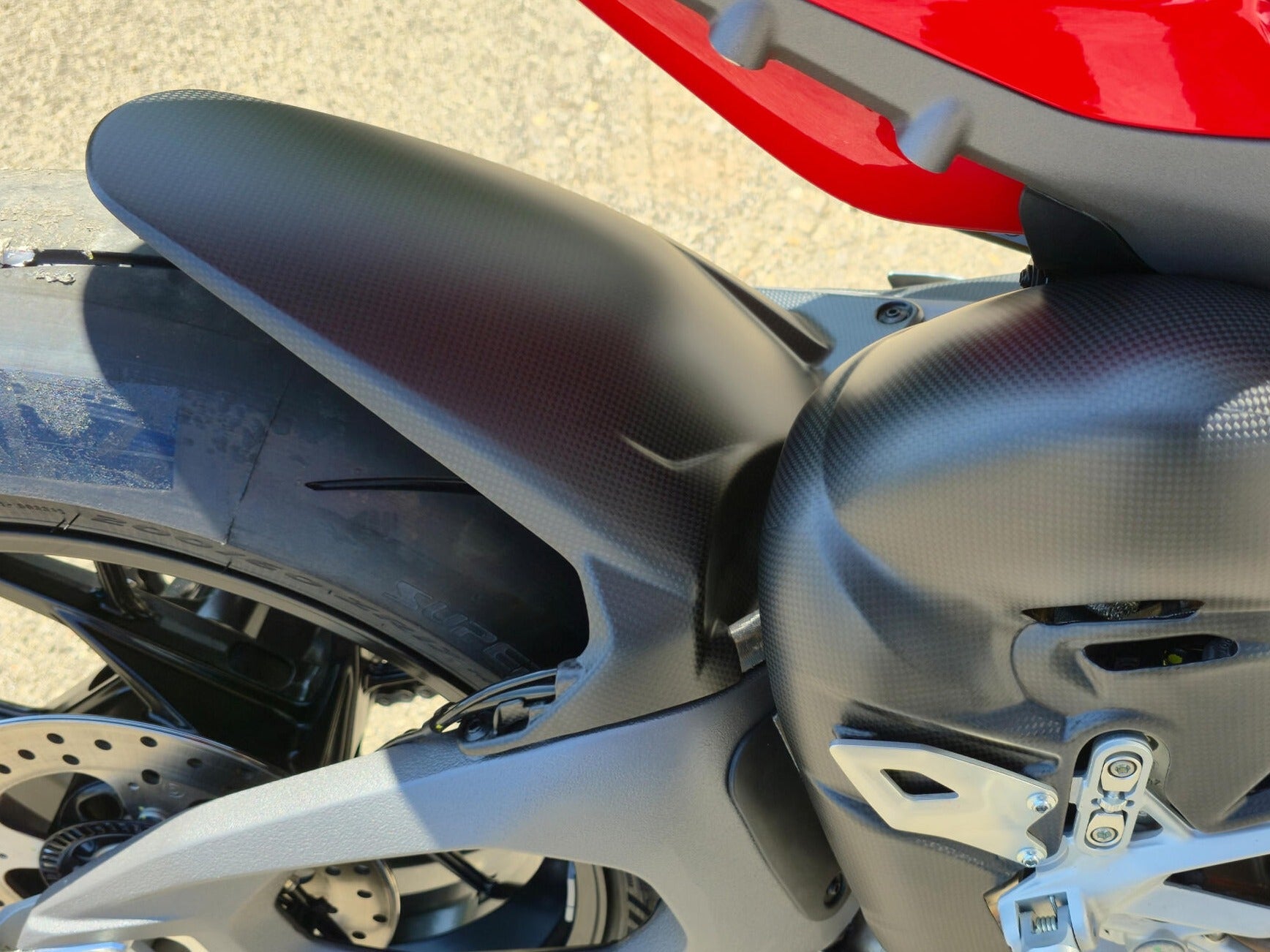 CNC RACING ZA422 Ducati Panigale V4 (2025+) Carbon Rear Fender – Accessories in the Factory Racing Motorcycle Aftermarket Accessories and Parts Online Shop