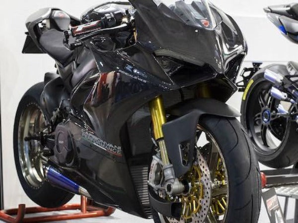 CARBONVANI Ducati Panigale V4 / V4S (18/19) Full Carbon Fairing Set (road version; 8 pcs)