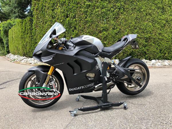 CARBONVANI Ducati Panigale V4 / V4R (20/21) Full Carbon Fairing Set (road version; 8 pcs)