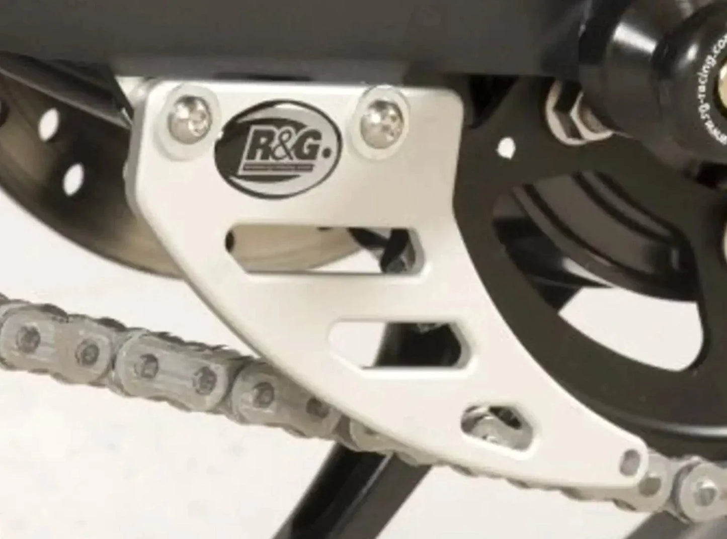 TG0009 - R&G RACING Triumph Street Triple / Daytona Toe Chain Guard