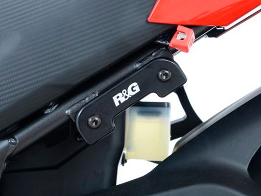 BLP0029 - R&G RACING Honda CB500 / CBR300R/CBR500R Footrest Blanking Plates