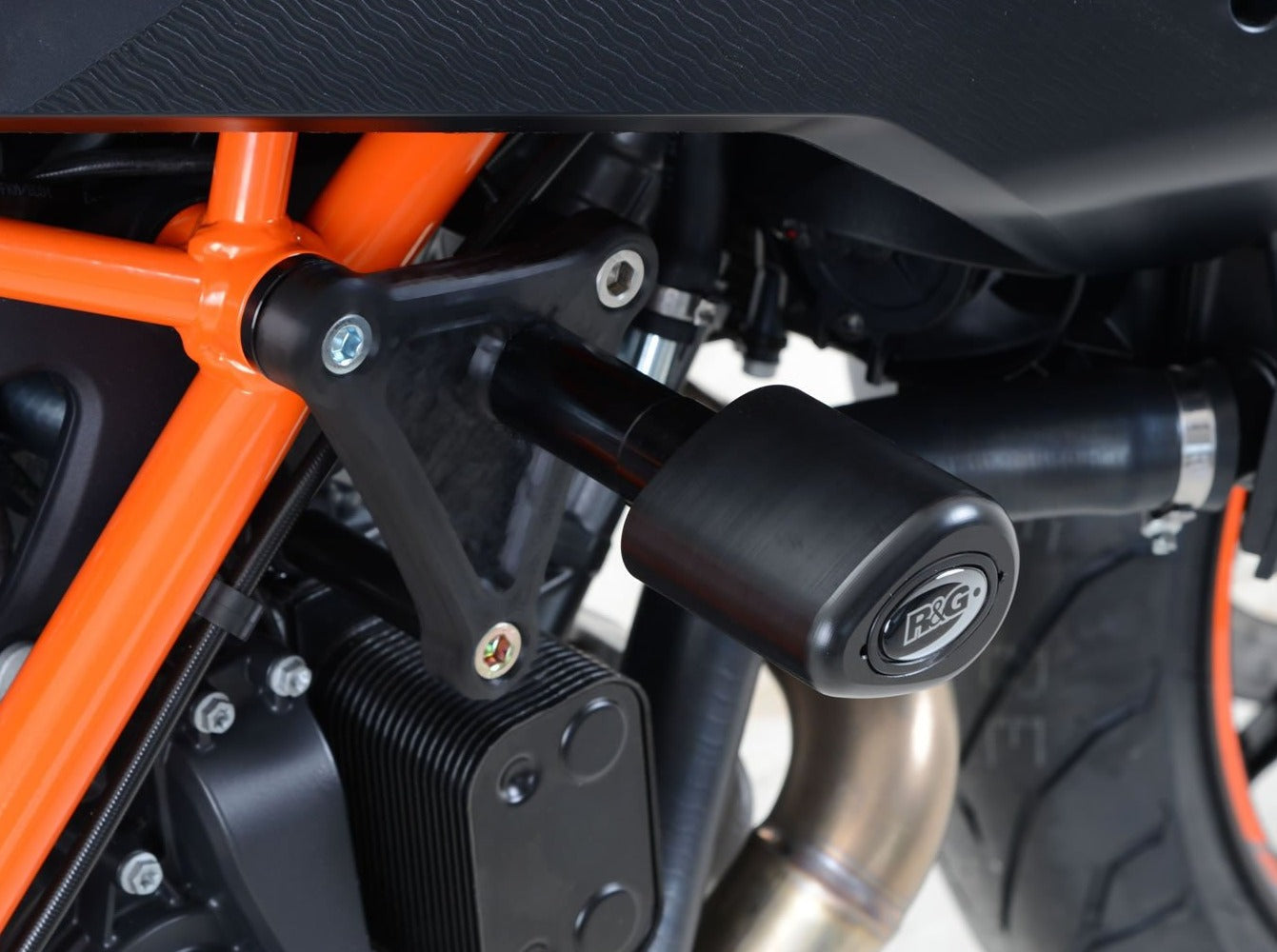 CP0408 - R&G RACING KTM 1290 Super Duke GT (16/20) Frame Crash Protection Sliders "Aero" – Accessories in the 2WheelsHero Motorcycle Aftermarket Accessories and Parts Online Shop