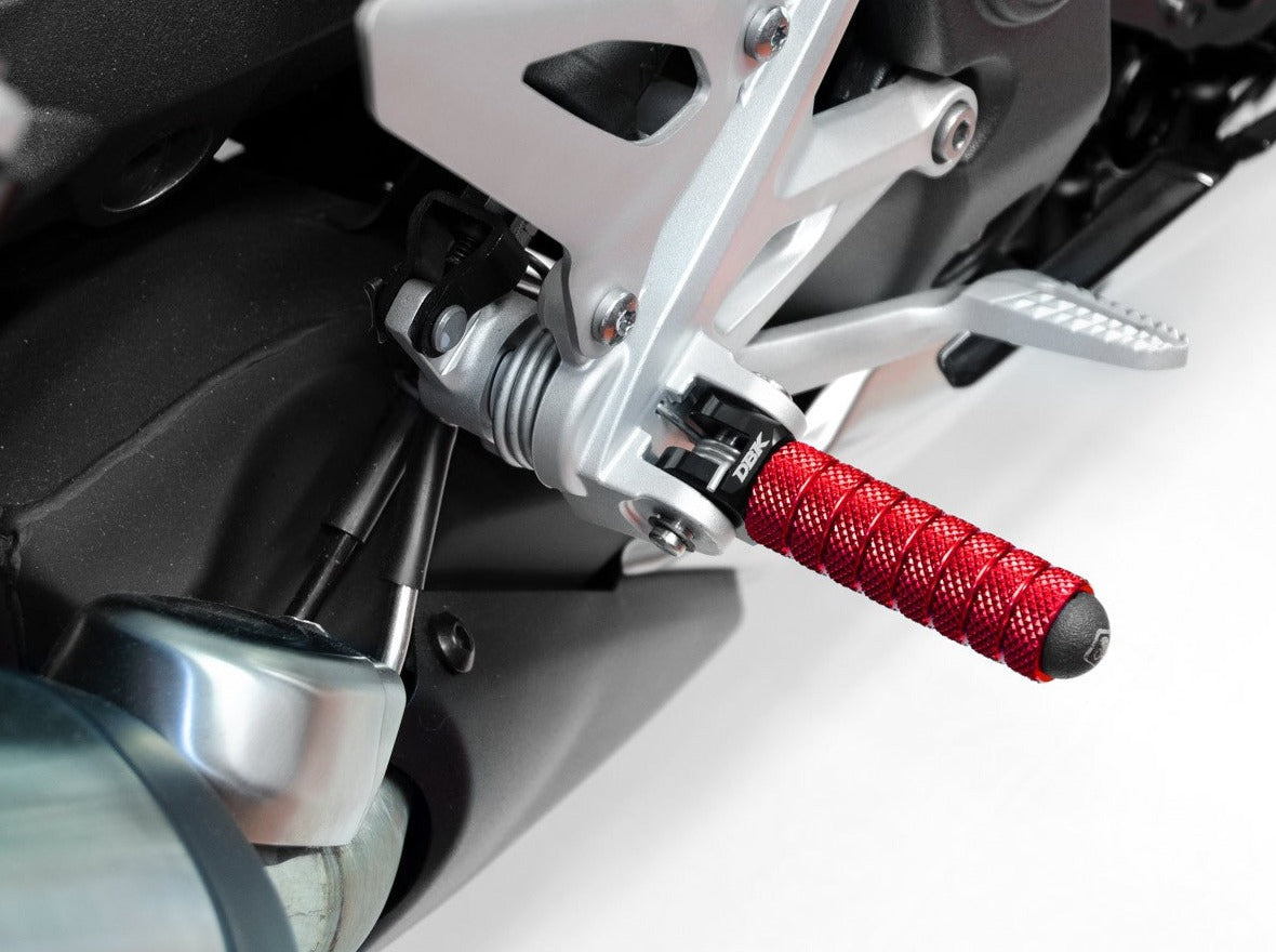 KPDM01 - DBK Moto Guzzi V100 Mandello (2022+) Footpegs (sport)