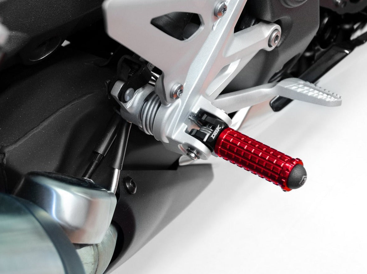 KPDM02 - DBK Moto Guzzi V100 Mandello (2022+) Footpegs (racing)