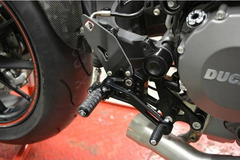 PRNM01 - DUCABIKE Ducati Monster Adjustable Pilot Rearset