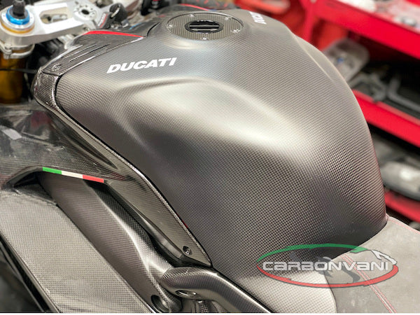 CARBONVANI Ducati Panigale V4 (2022+) Carbon Fuel Tank Cover