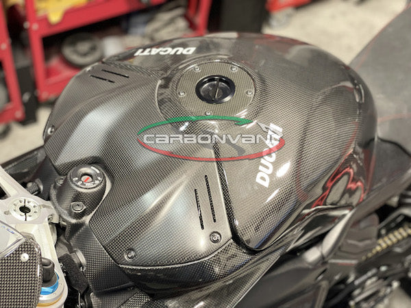 CARBONVANI Ducati Panigale V4 (2022+) Carbon Tank Battery Cover (DP version)